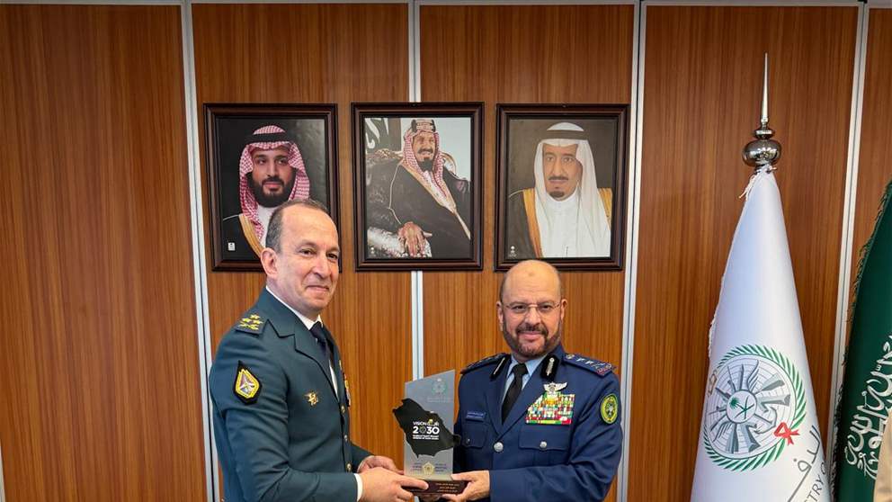 العماد هيكل في الرياض.. تأكيد سعودي لدعم المؤسسة العسكرية