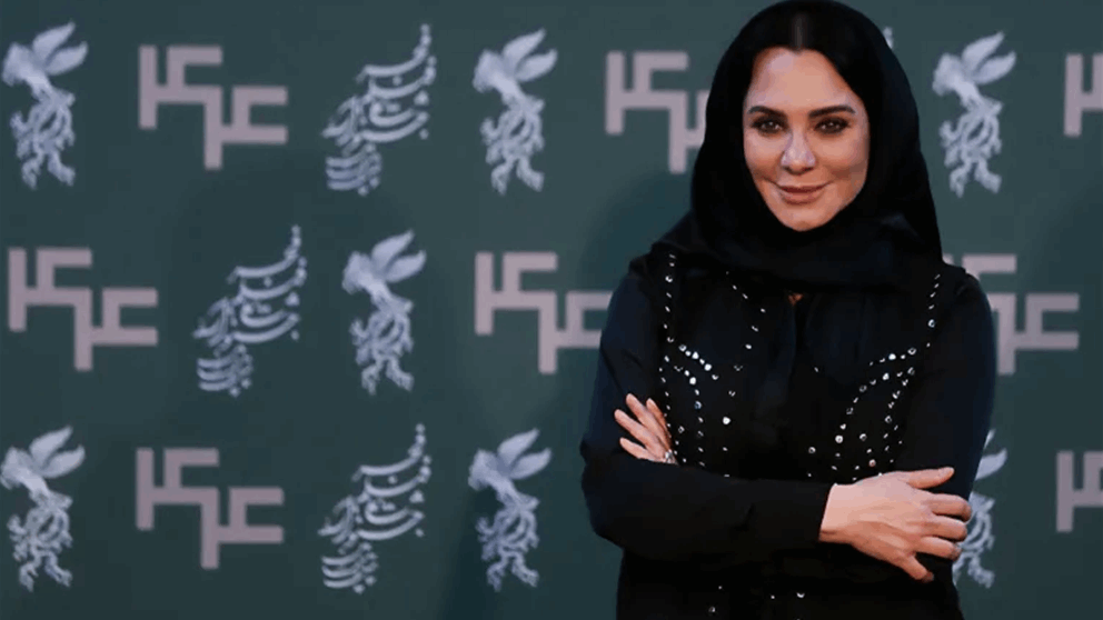 رسالة فواخرجي لـ "ايران" تتصدر الترند: "بتمنى تضل آمنة وقوية" 