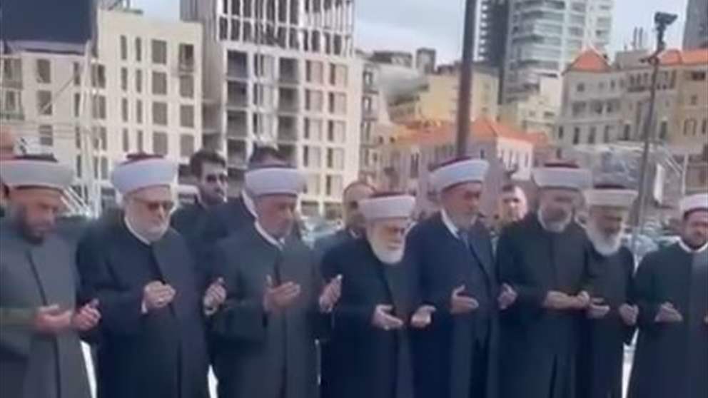 المفتي دريان عند ضريح الحريري (فيديو)