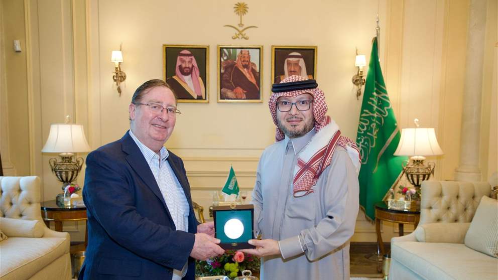 سفير المملكة في لبنان يستقبل السفير البريطاني