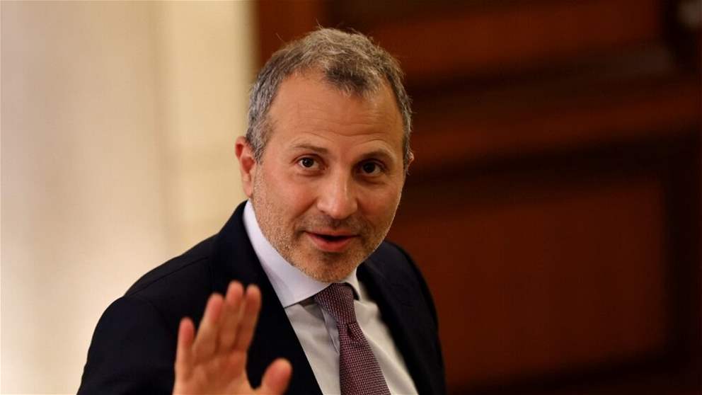 باسيل يصعد ضد الخارجية.. ويهدد بسحب الثقة - شاهد التقرير