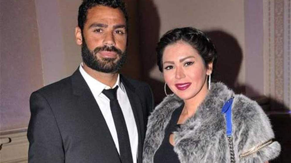 زوج لقاء الخميسي يعتذر منها على العلن بعد ازمة زواجه السري