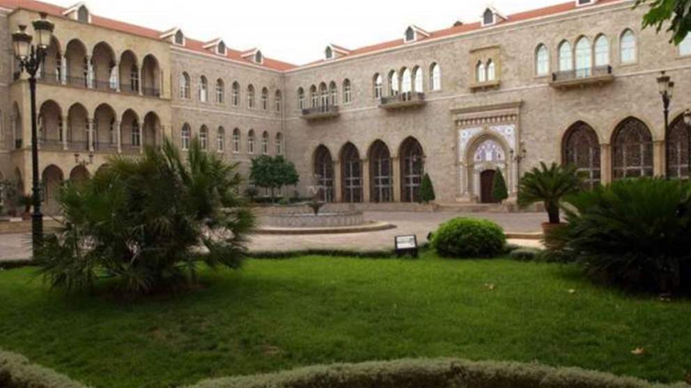 الحريري عقد سلسلة لقاءات في بيت الوسط.. التفاصيل مع مراسل الجديد