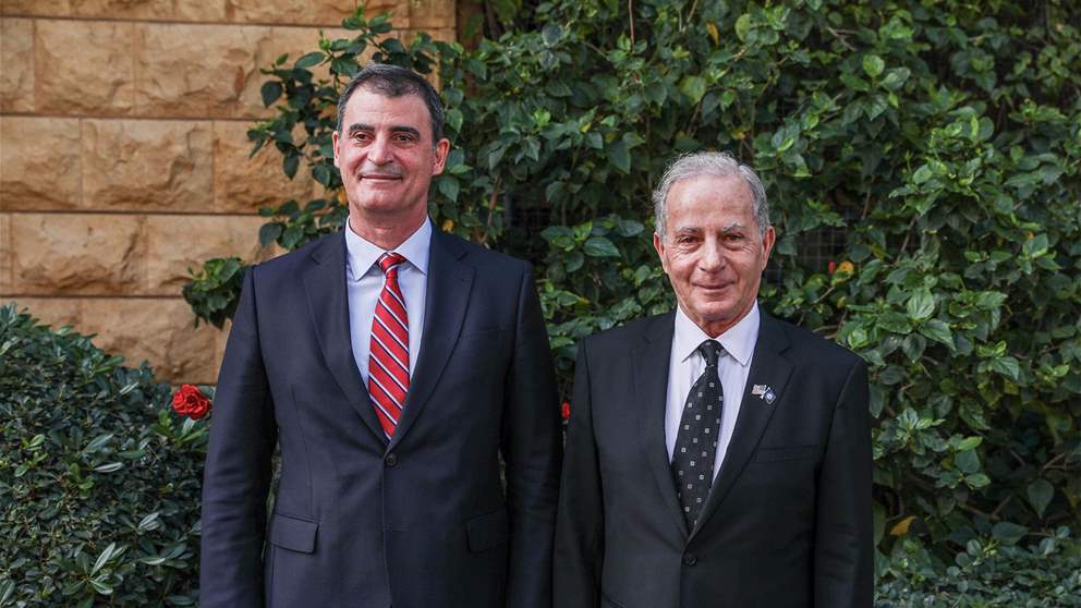 السفير عيسى يلتقي رئيس وفد صندوق النقد لبحث الإصلاحات المالية