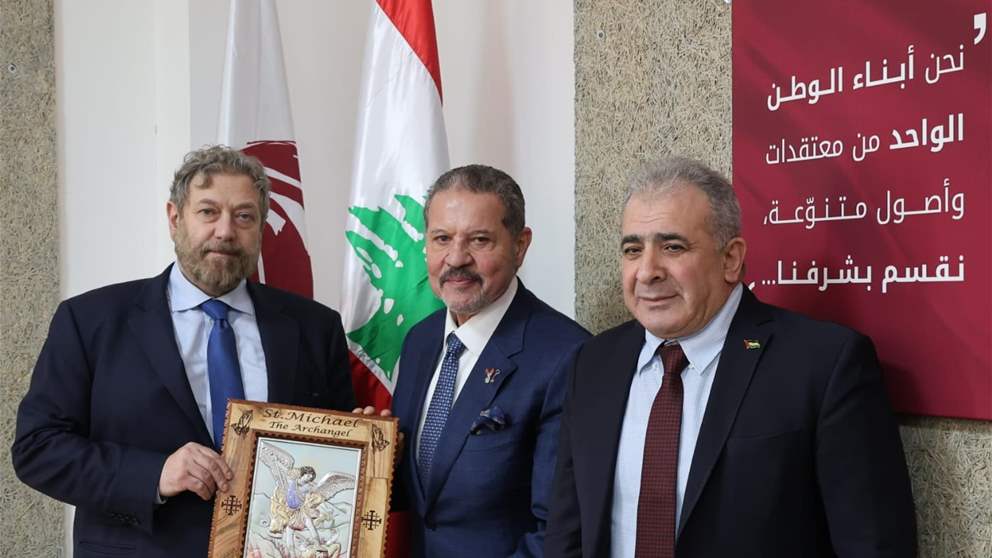 افرام إستقبل الممثّل الخاص للرئيس عباس في "مشروع وطن الإنسان"