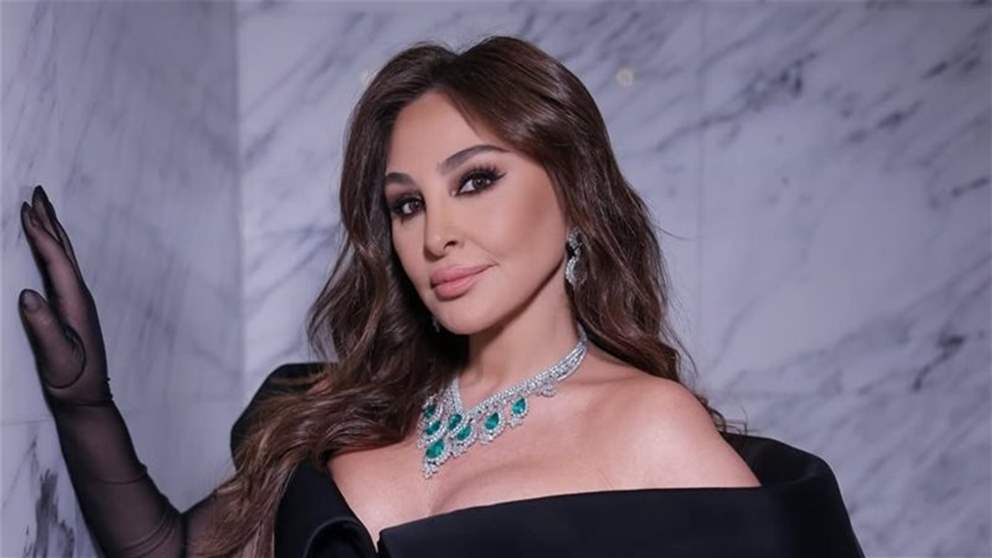 إليسا تقطع الغناء لاحتضان طفلة… مشهد إنساني يلامس القلوب