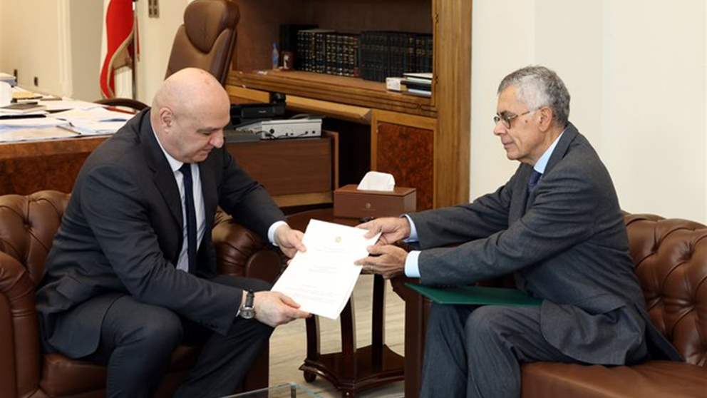 عون يتسلم دعوة رئاسية لزيارة البرازيل… دفعٌ للتعاون المشترك