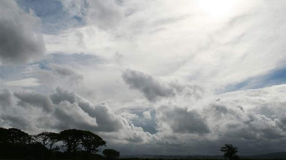 الحرارة تتخطى معدلاتها الموسمية.. كيف سيكون طقس الأيام المقبلة؟ 