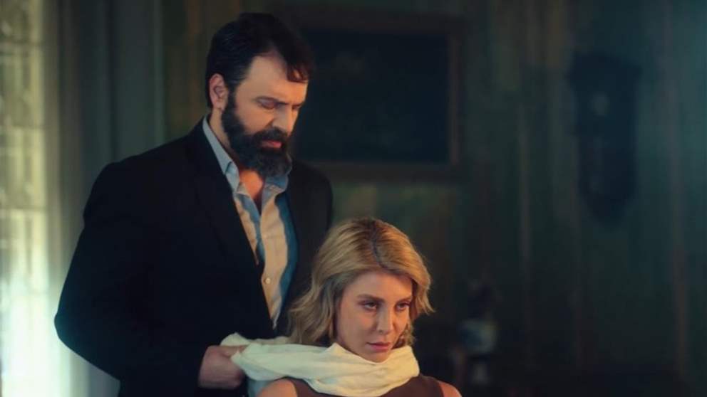 نور علي تكشف كواليس التعاون مع تيم حسن في “مولانا”