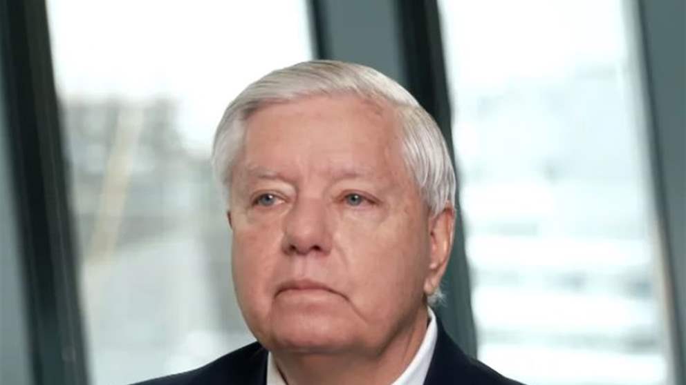 غراهام يُحذّر.. "لا تتجاهلوا خيار ضرب ايران"! 