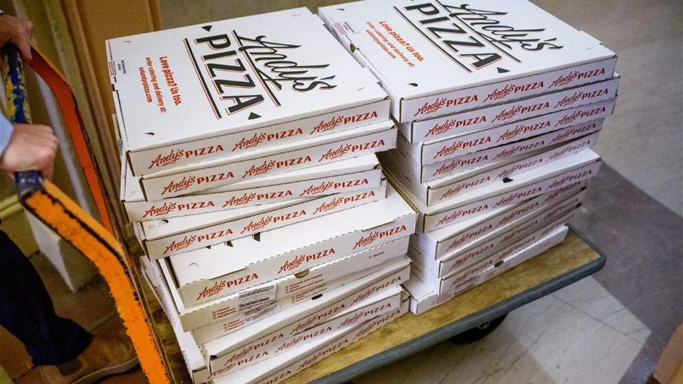 مع تزايد احتمالات ضرب إيران.. عودة الحديث عن "مؤشر البيتزا"!