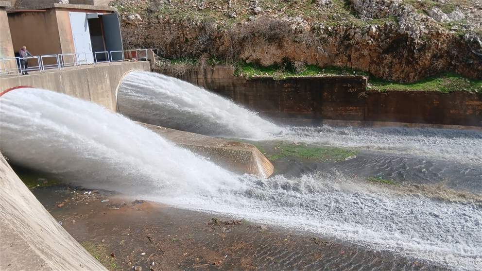 سدّ الزرارية في الجنوب.. غزارة ملحوظة في تدفق المياه (فيديو)