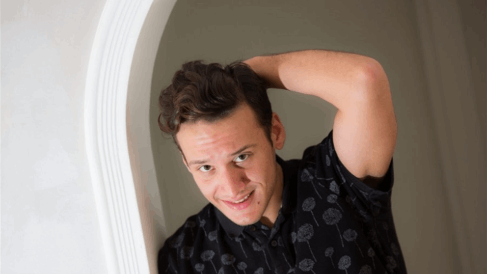 توقيف نجم البوب التركي إيديس ضمن حملة أمنية لمكافحة تعاطي المخدرات