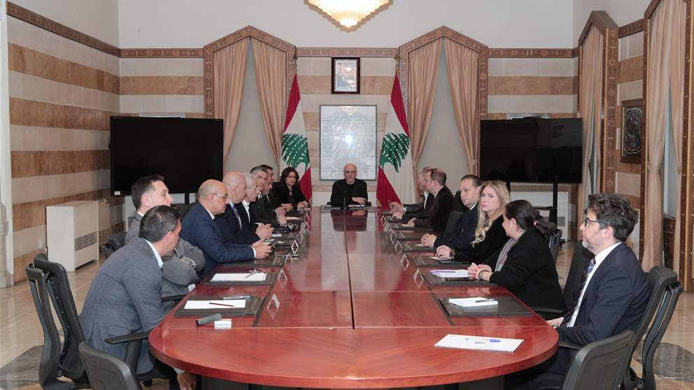 بالصورة - في ظل التطورات الإقليمية.. وزير الداخلية يعقد اجتماعا 