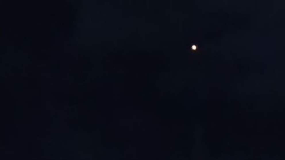 بالفيديو - رصد مرور صورايخ منذ قليل في سماء طرابلس