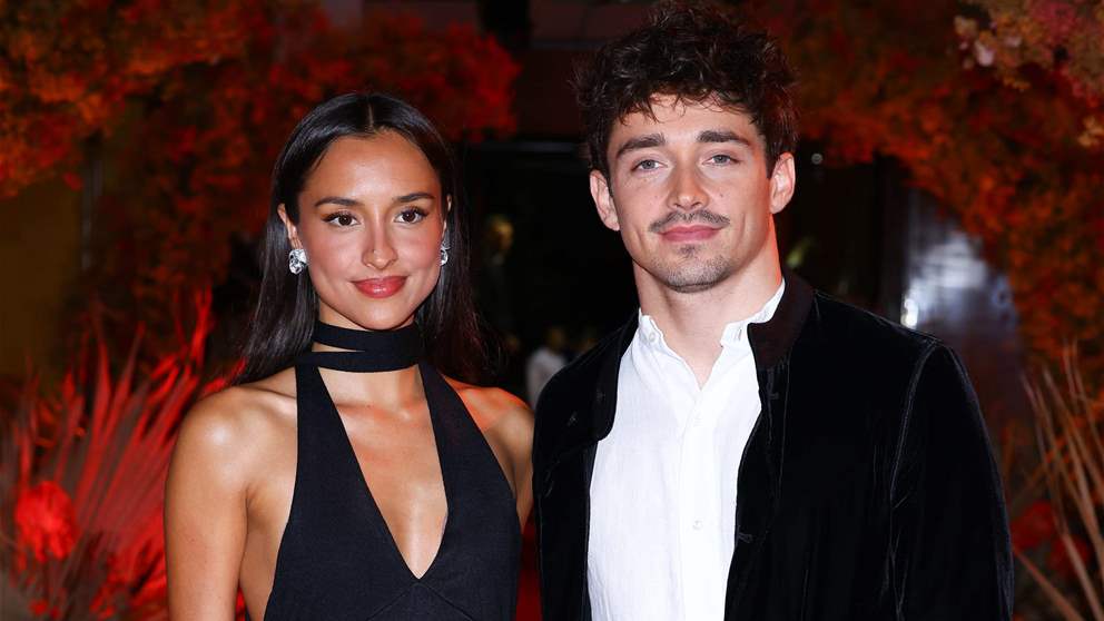 تشارلز لوكلير وألكسندرا سانت ميلوكس يحتفلان بزفافهما في موناكو بأجواء كلاسيكية ساحرة