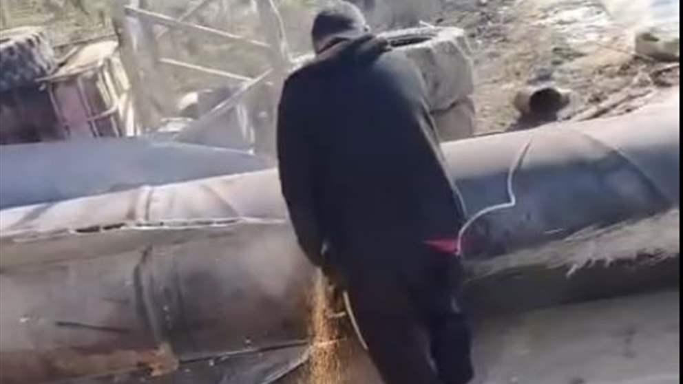 صاروخ يتحول لخردة.. وحديد للبيع! (شاهد الفيديو)