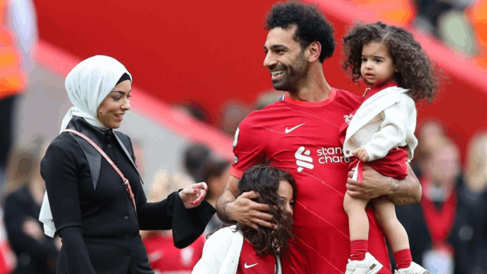 ردة فعل محمد صلاح بعد انتشار فيديو رقص ابنتيه يشعل الجدل