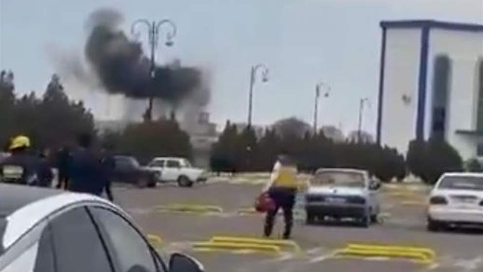 بالفيديو - مسيرة إيرانية تستهدف مطاراً في أذربيجان