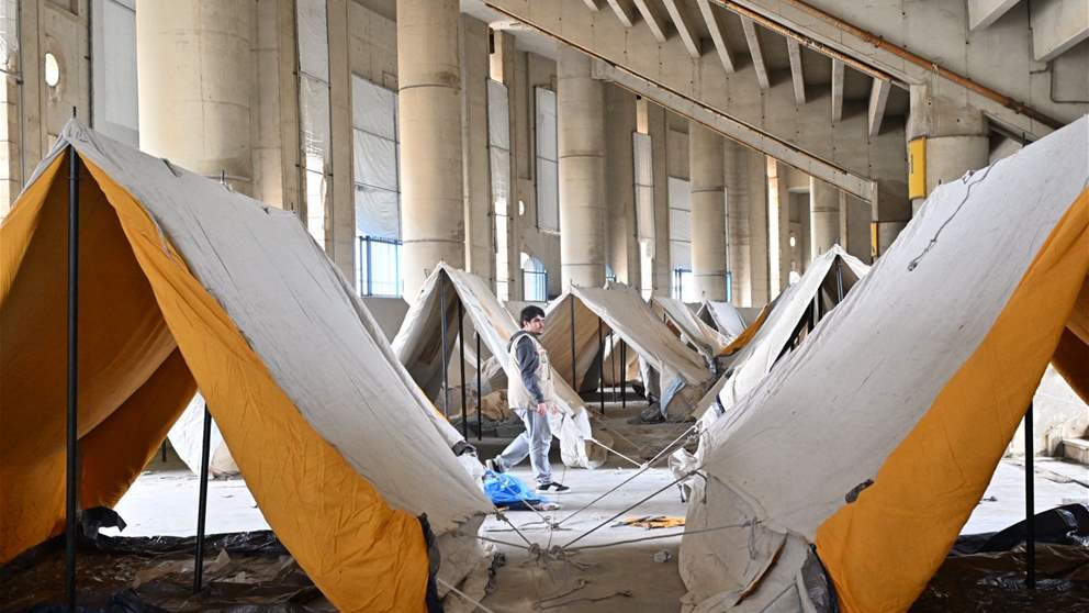 المدينة الرياضية تتجهز لاستقبال النازحين (فيديو)