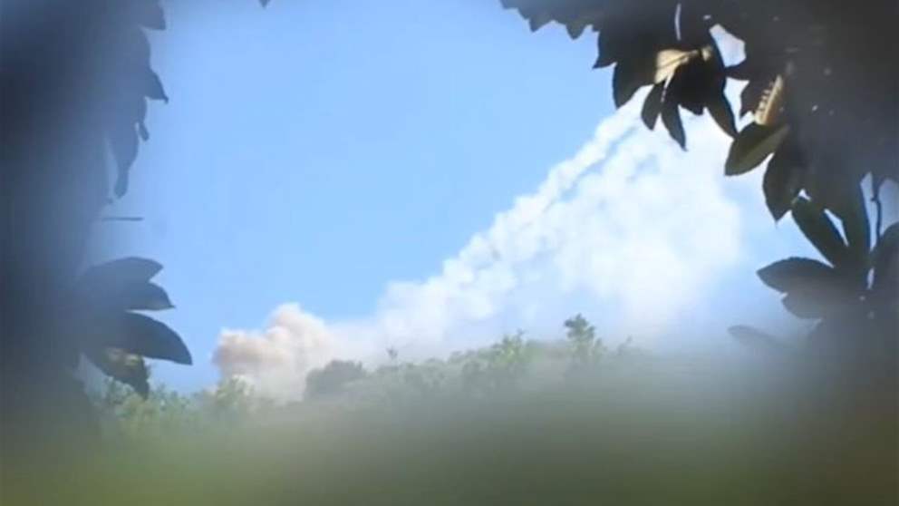 لحظة إطلاق صواريخ.. الحزب ينشر (شاهد الفيديو) 