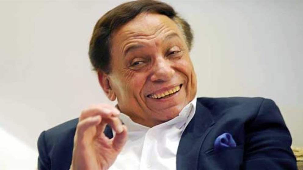 محمد إمام يشارك فيديو بالذكاء الاصطناعي مع والده ويطمئن الجمهور على صحته