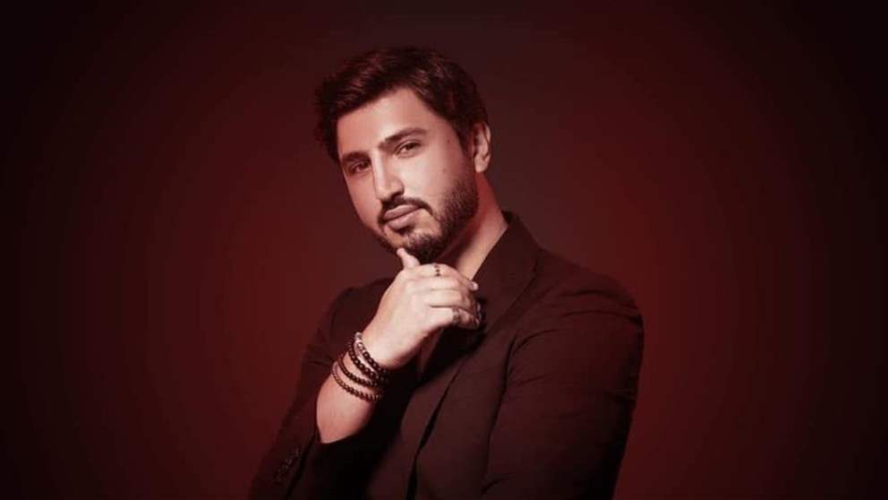 محمد شاكر يطل من على سرير المستشفى وهذا ما كشفه عن وضعه الصحي