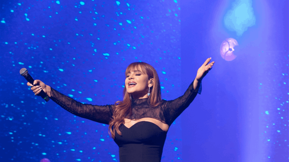 كارول سماحة تحيي حفل استثنائي في دار الأوبرا في تونس رغم الظروف الصعبة