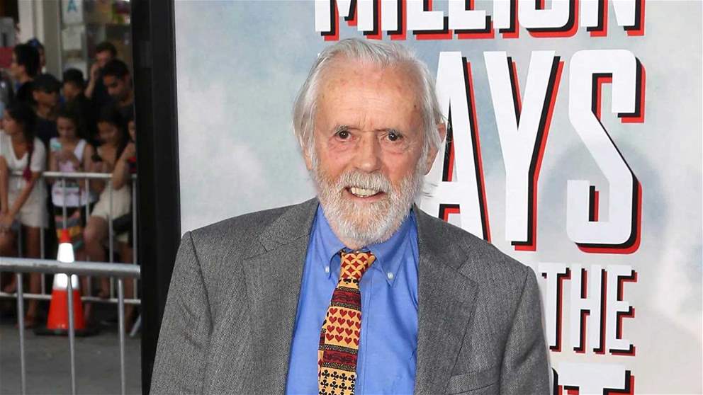 وفاة نجم "Back to the Future" مات كلارك عن 89 عاماً