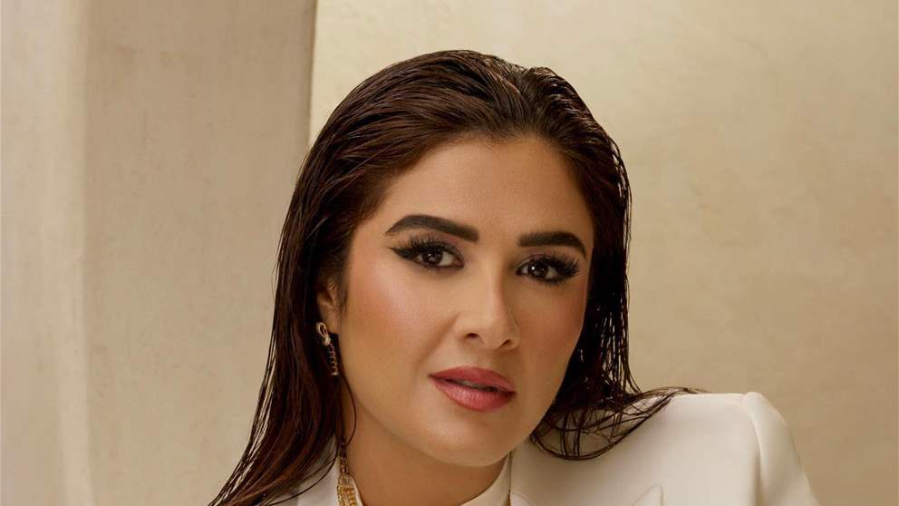 ياسمين عبد العزيز ترد على شائعات التجميل: السر ليس في العمليات!