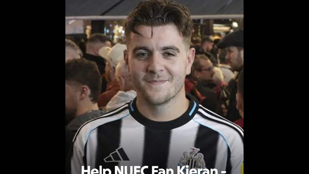 تكاتف جماهيري واسع لدعم مشجع نيوكاسل المصاب برشلونة