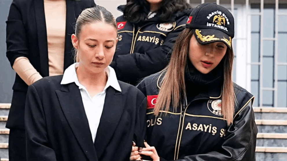 صدمة في الوسط الفني.. توقيف النجمة التركية الينا اوغلو لهذا السبب