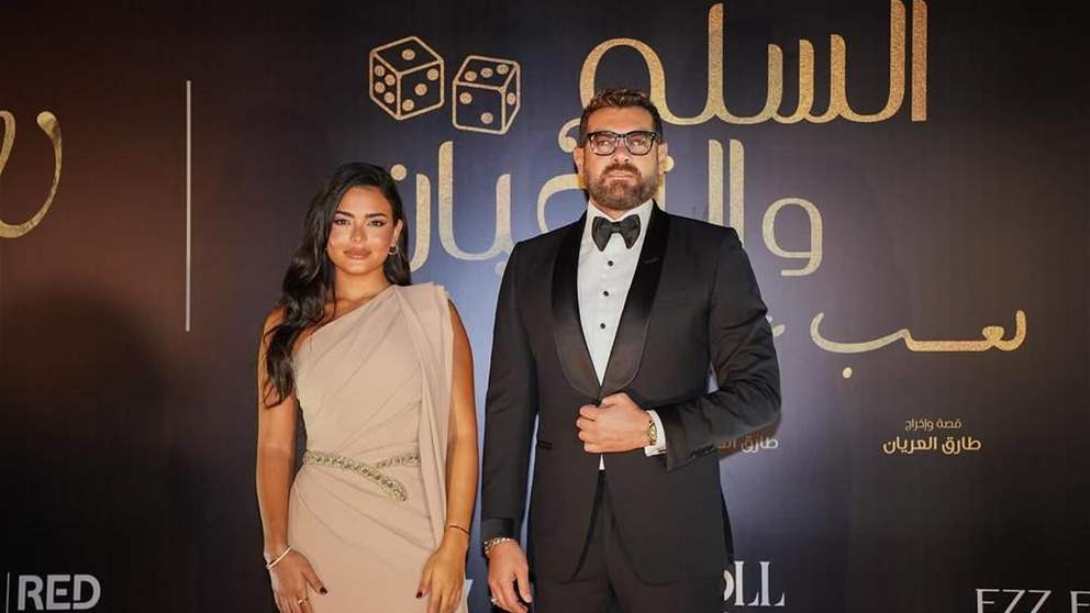 اسماء جلال وعمرو يوسف في ورطة بسبب "السلم والثعبان"