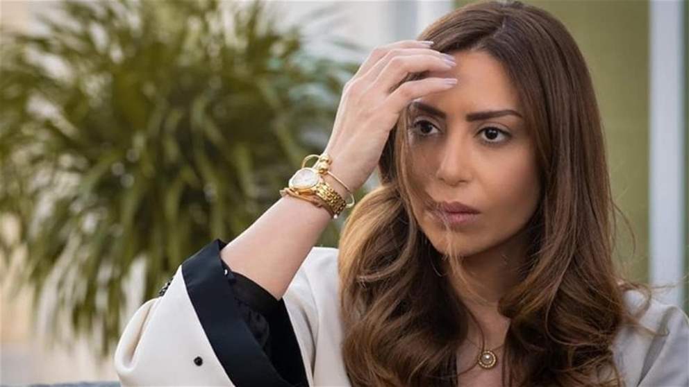 الفنانة السعودية سماح زيدان تفجع بوفاة والدها والجمهور يواسيها