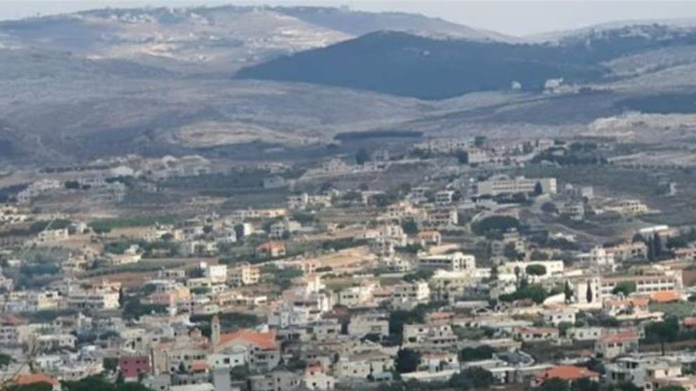 بالفيديو وبعد التوغل.. المختار يوضح: الكنيسة خالية من الجيش الاسرائيلي