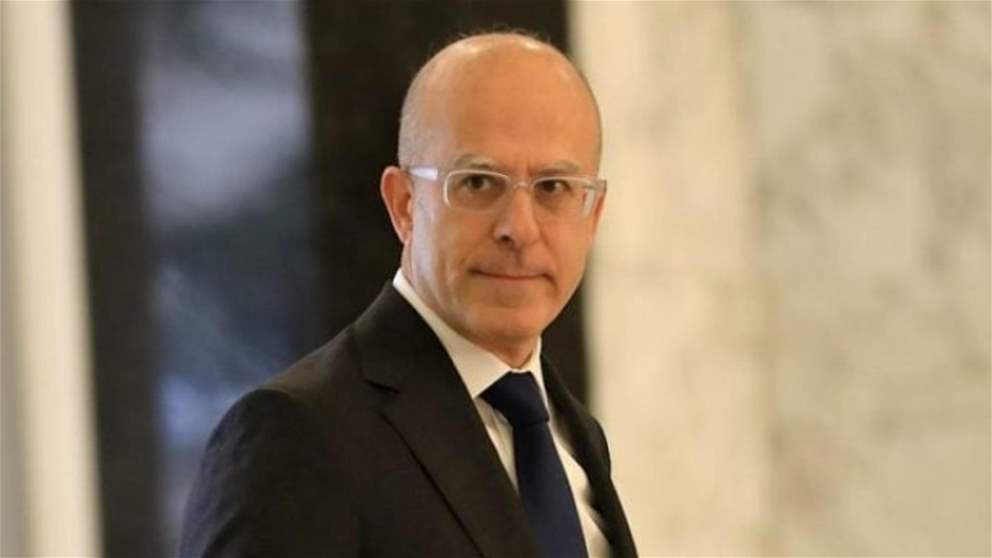 لهذا السبب حضر مكي الجلسة!