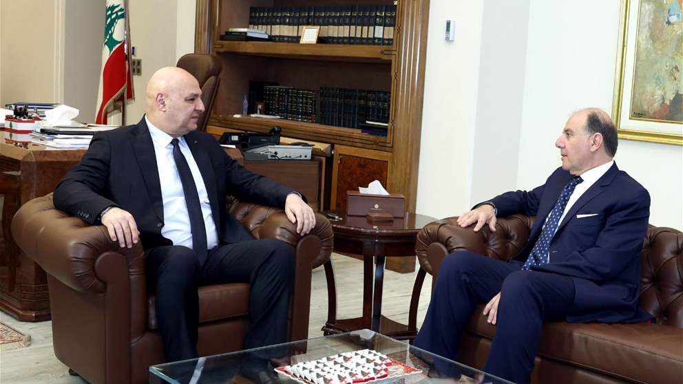 سعيد يؤكد اتخاذ كافة التدابير لحفظ الاستقرار النقدي