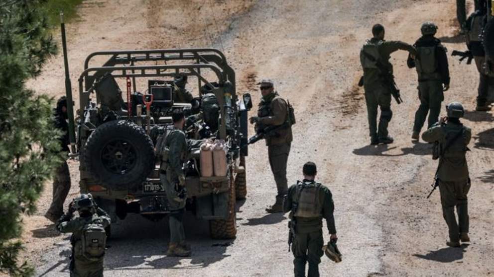 "بأعجوبة".. وزير اسرائيلي ينجو من صواريخ "حزب الله"! 