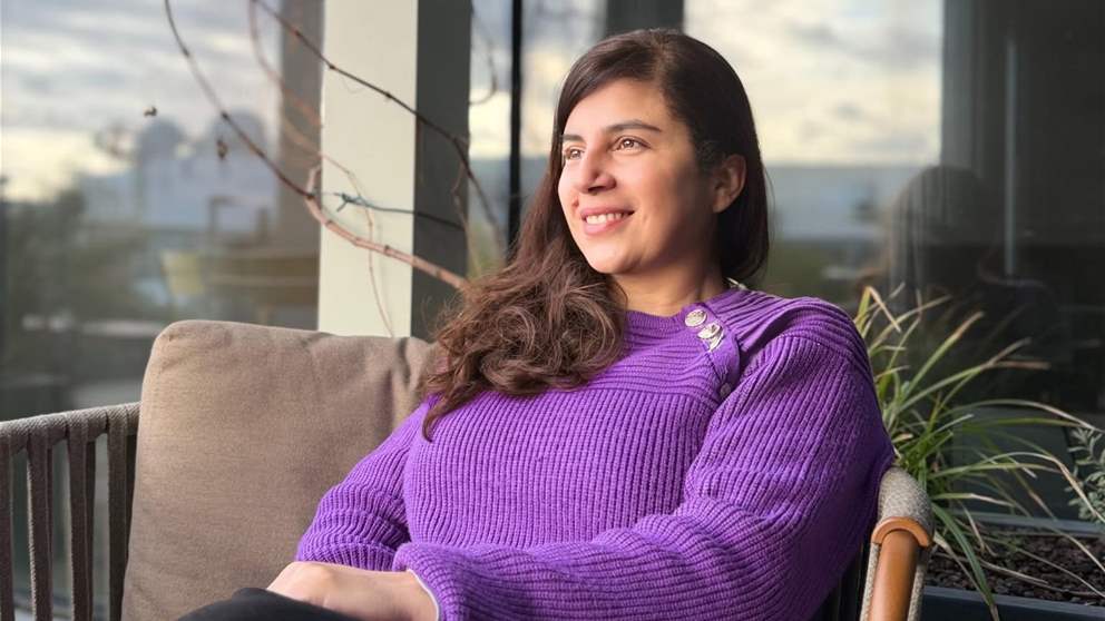 سلافة عويشق زوجة فارس الحلو تكشف سرا مفاجئا: ما كنت عارفة كيف بدي فوت عالبلد