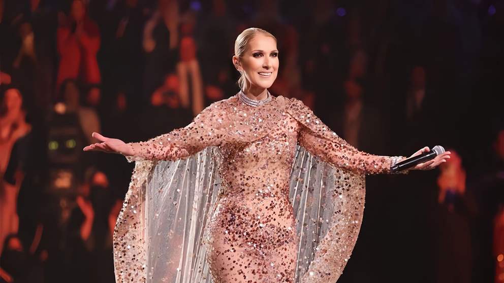 سيلين ديون تعود إلى المسرح من باريس بعد معركة مع المرض