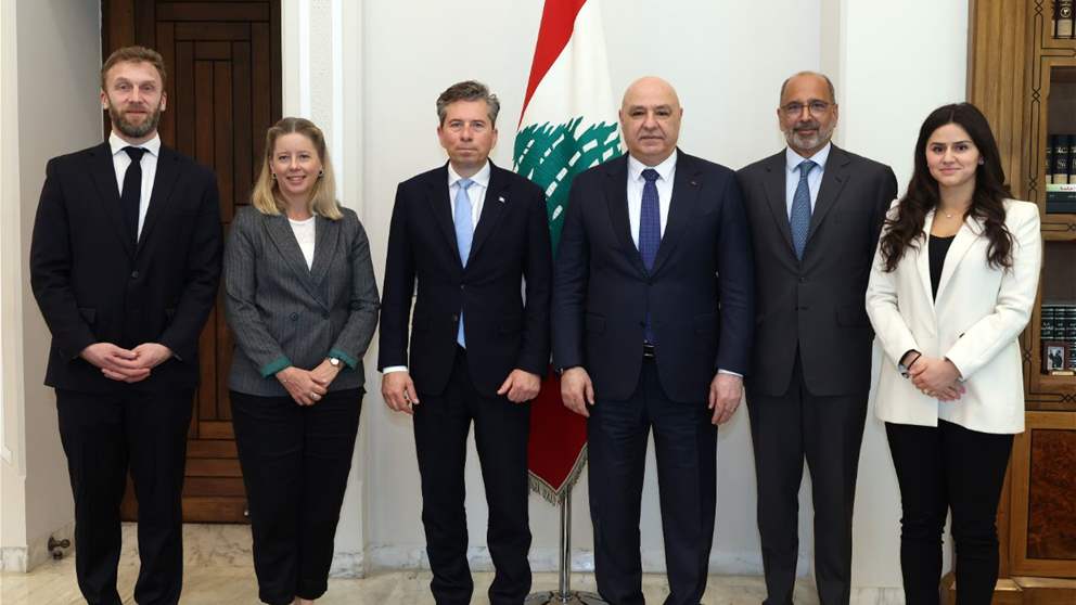 "التفاوض هو الحل الوحيد".. مواقف جديدة للرئيس عون 