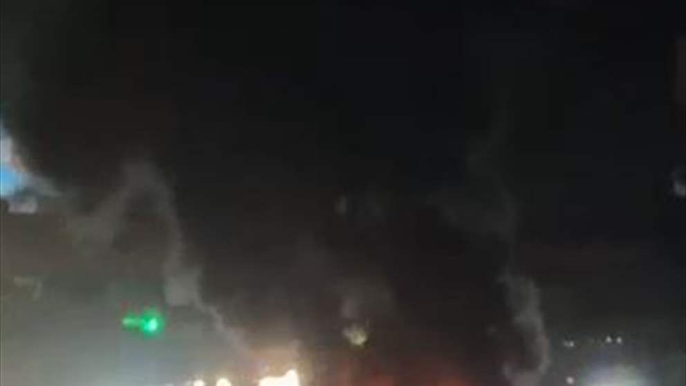 بالفيديو.. استهداف سيارة في خلدة 