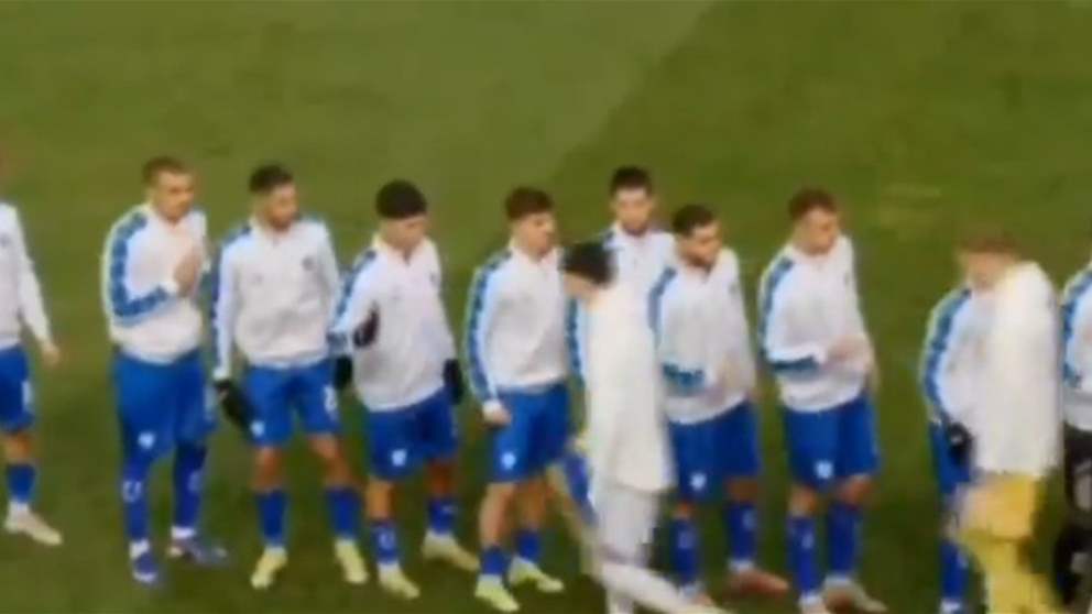 فيديو - لاعبو البوسنة رفضوا مصافحة منافسيهم الإسرائيليين