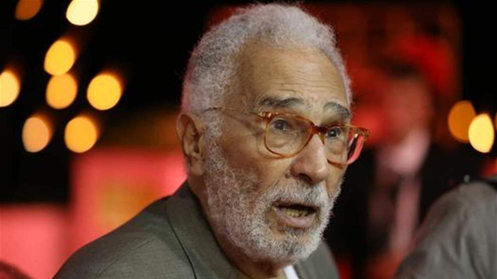 تطورات الحالة الصحية للفنان عبد الرحمن أبو زهرة بعد نقله للعناية المركزة