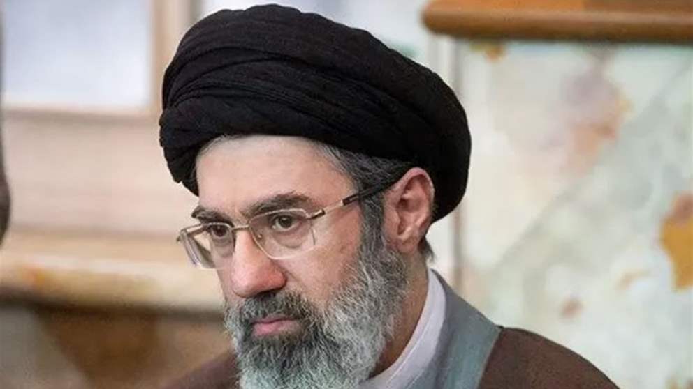 "عائلة خامنئي تُحضّر أكثر من قبر".. تقرير يكشف وضعه الصحي! (التايمز البريطانية)