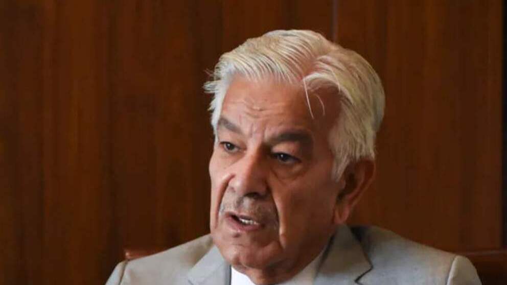 بسبب لبنان.. وزير الدفاع الباكستاني يهاجم إسرائيل