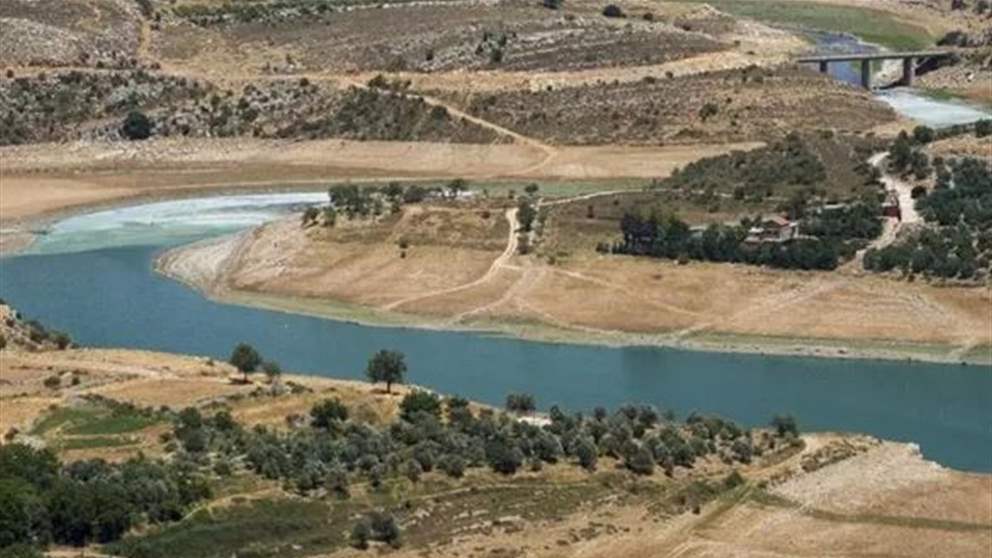 بعد إصابة غير مباشرة لسيارة فريق عملها جراء غارة.. بيان لمصلحة الليطاني (صورة)