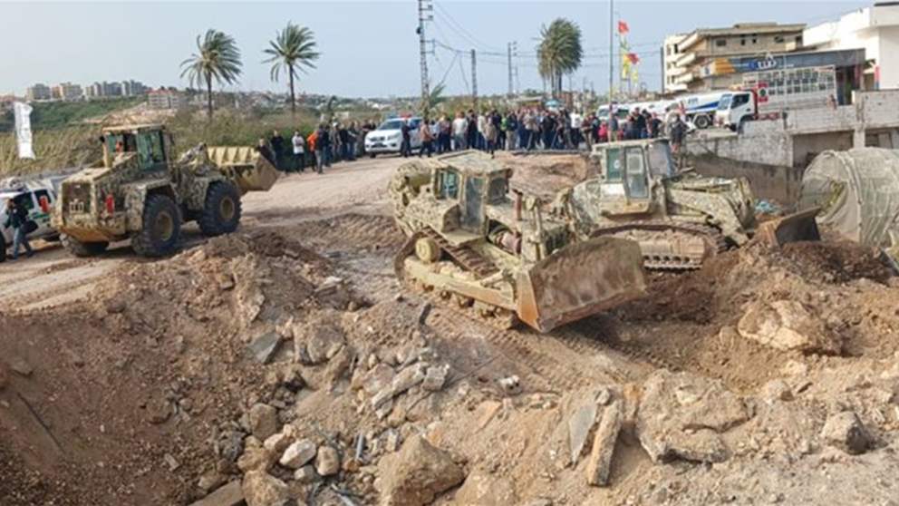 الجيش يواصل أعمال فتح الطرقات في الجنوب.. إليكم التفاصيل