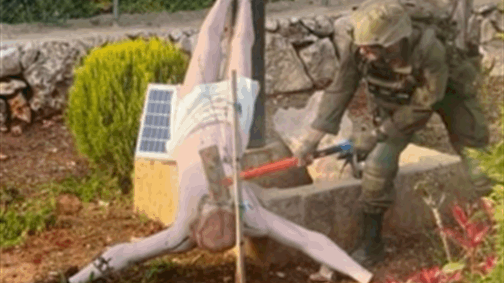 الجيش الاسرائيلي يقر باعتداء احد جنوده على تمثال للمسيح