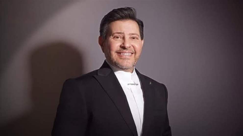 صفحة هاني شاكر تتطلب من الجمهور الدعاء له بعد دخوله في غيبوبة تامة 